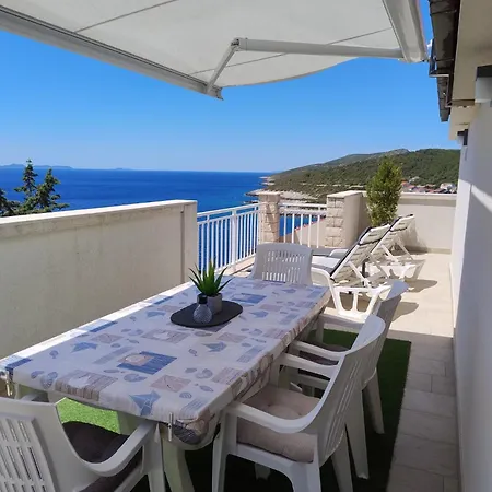 Apartman Planika 2 *